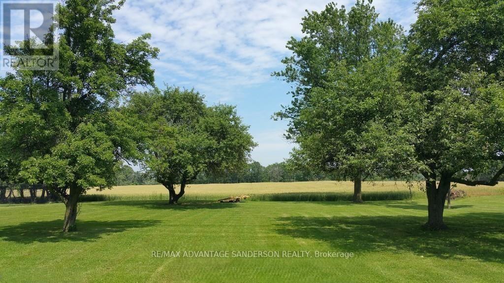 21744 Richmond Street, Middlesex Centre, Ontario  N5X 4B2 - Photo 8 - X12853306