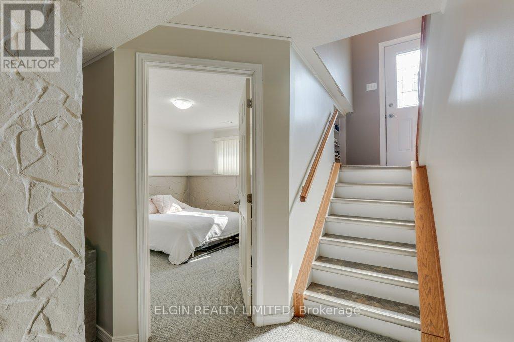 57 Leger Avenue, St. Thomas, Ontario  N5R 5N4 - Photo 27 - X12853316