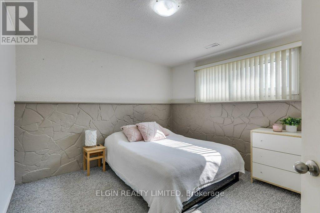 57 Leger Avenue, St. Thomas, Ontario  N5R 5N4 - Photo 32 - X12853316