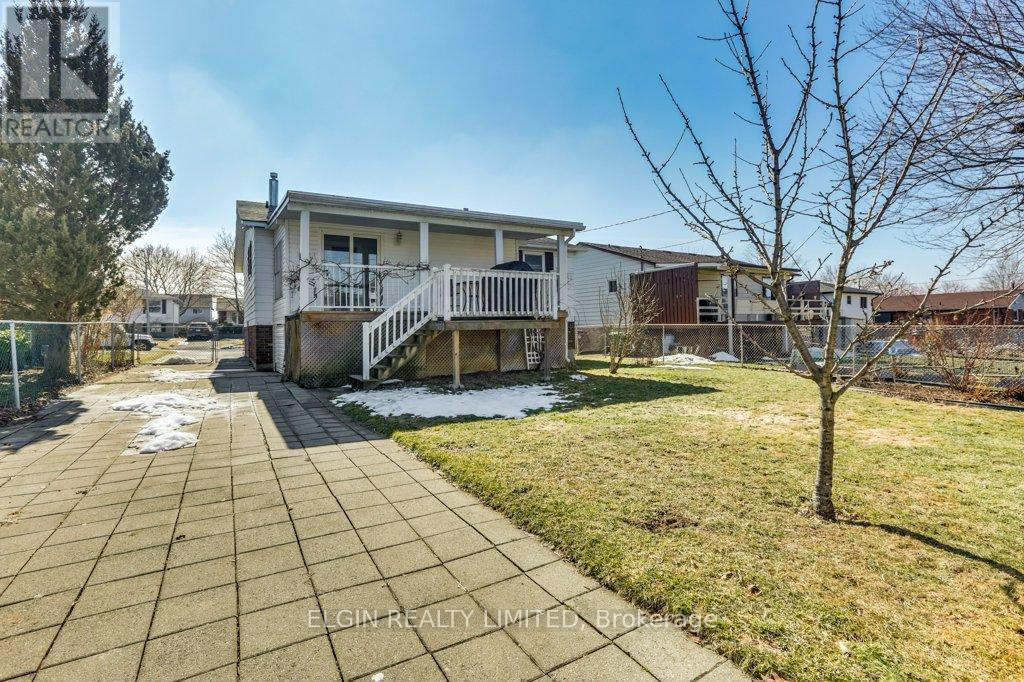 57 Leger Avenue, St. Thomas, Ontario  N5R 5N4 - Photo 40 - X12853316