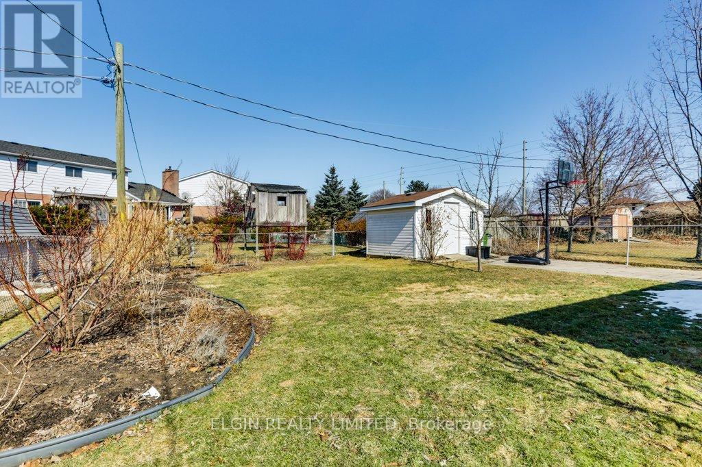 57 Leger Avenue, St. Thomas, Ontario  N5R 5N4 - Photo 42 - X12853316