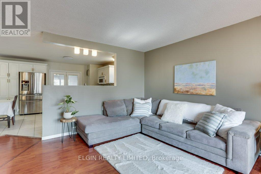 57 Leger Avenue, St. Thomas, Ontario  N5R 5N4 - Photo 7 - X12853316