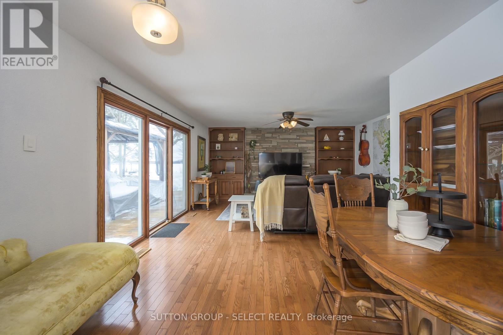 15342 Plover Mills Road, Middlesex Centre, Ontario  N0M 2A0 - Photo 9 - X12853320