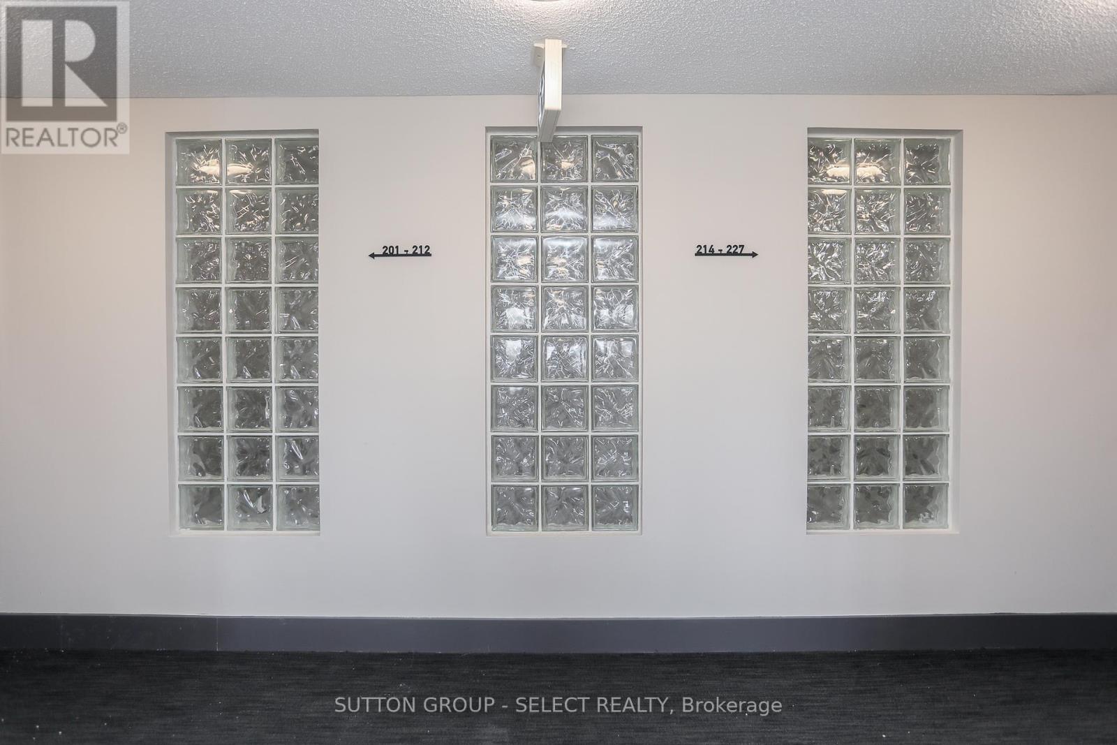 207 - 2228 Trafalgar Street, London East, Ontario  N5V 4J8 - Photo 5 - X12853330