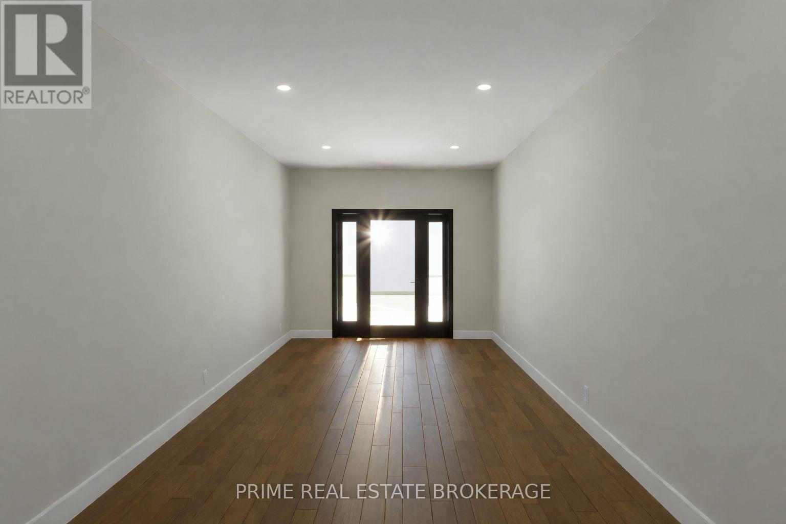 74 Hamilton Street, Goderich, Ontario  N7A 1P9 - Photo 5 - X12853394