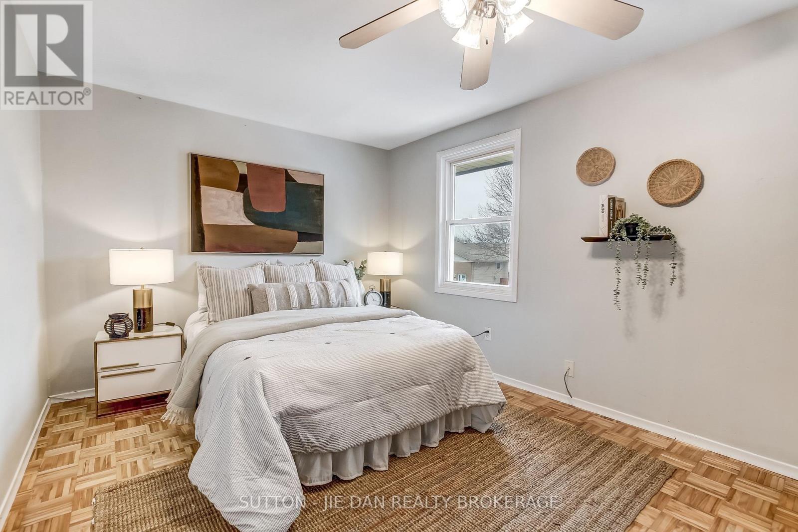 37 Inverary Road, London North, Ontario  N6G 3L5 - Photo 11 - X12853494