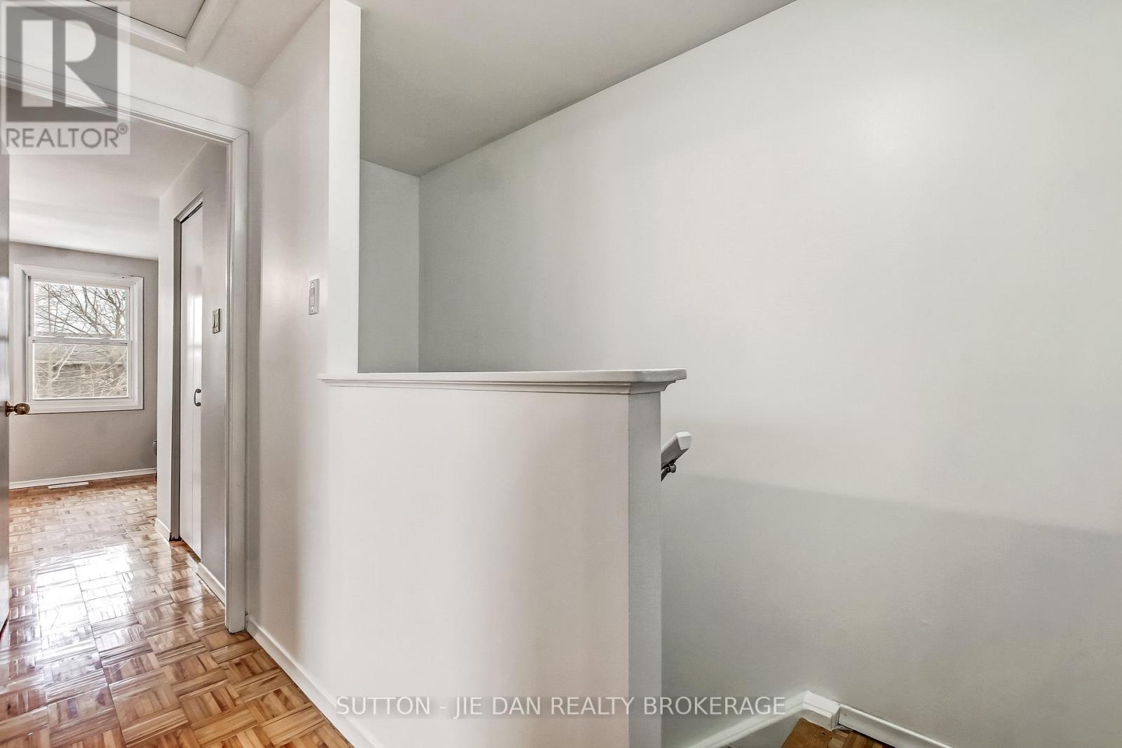 37 Inverary Road, London North, Ontario  N6G 3L5 - Photo 8 - X12853494