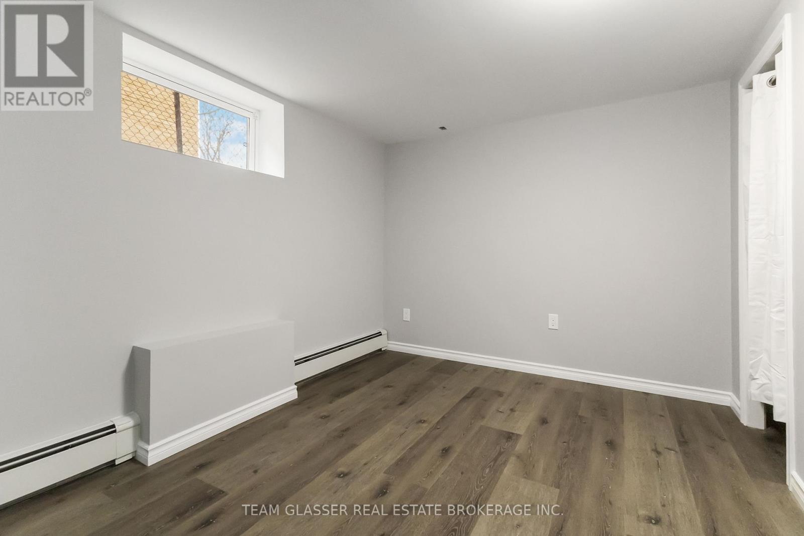 Lower - 378 Grey Street, London East, Ontario  N6B 1G9 - Photo 24 - X12853526