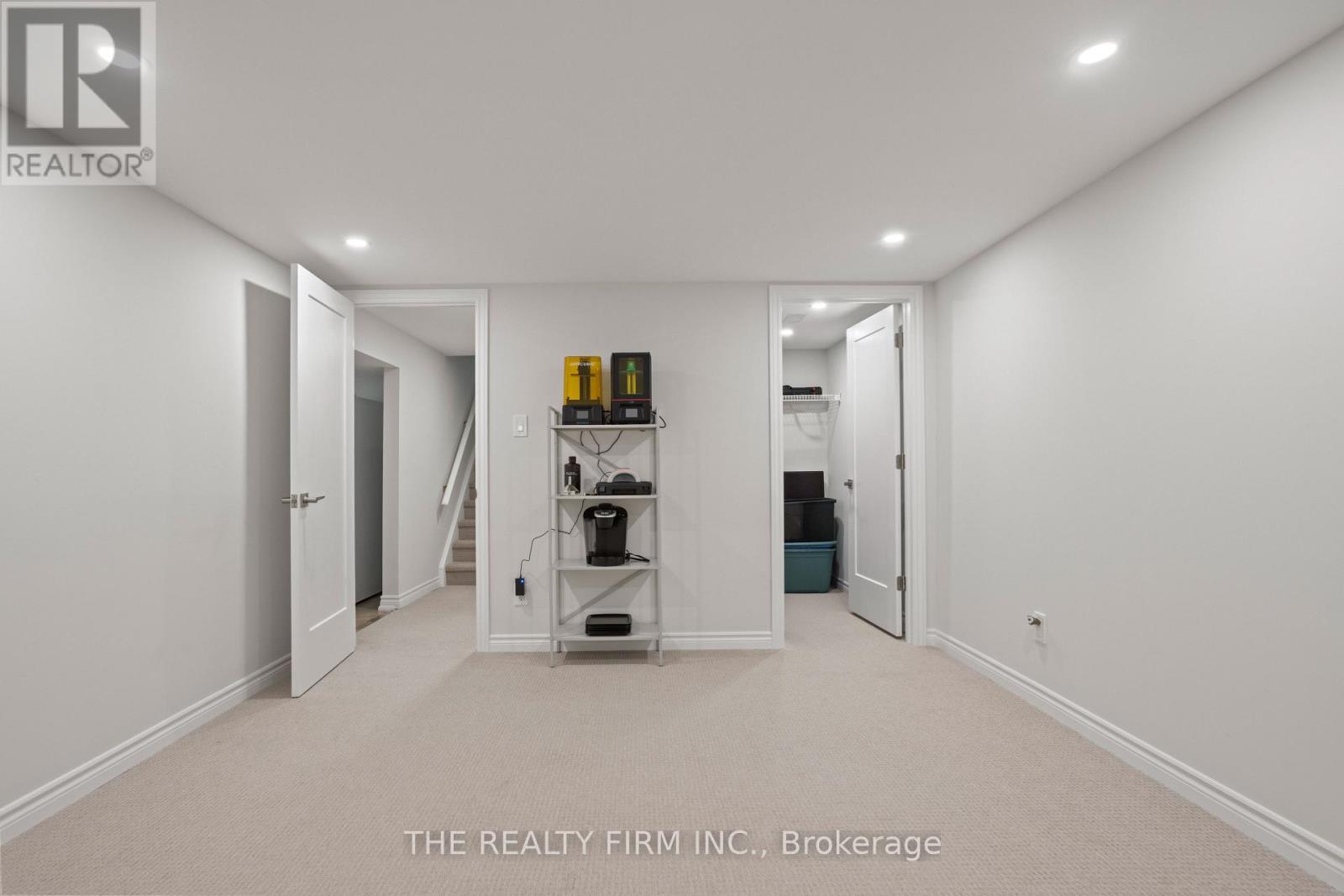 22 Milford Crescent, London North, Ontario  N5X 1A8 - Photo 35 - X12853540