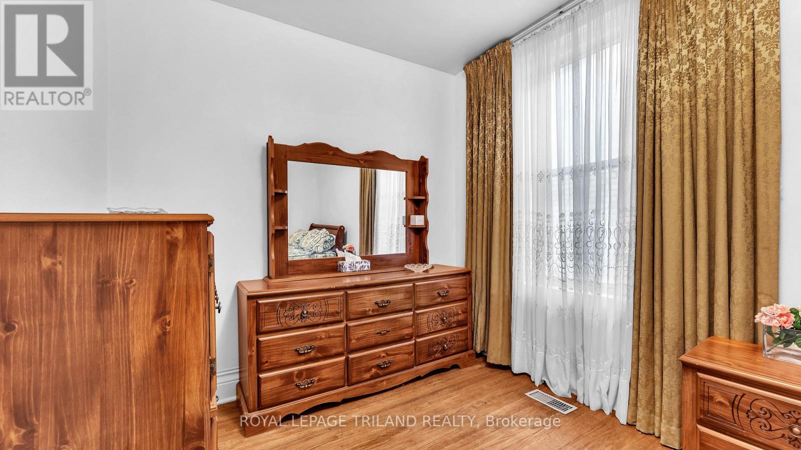 569 Piccadilly Street, London East, Ontario  N5Y 3G9 - Photo 8 - X12853684