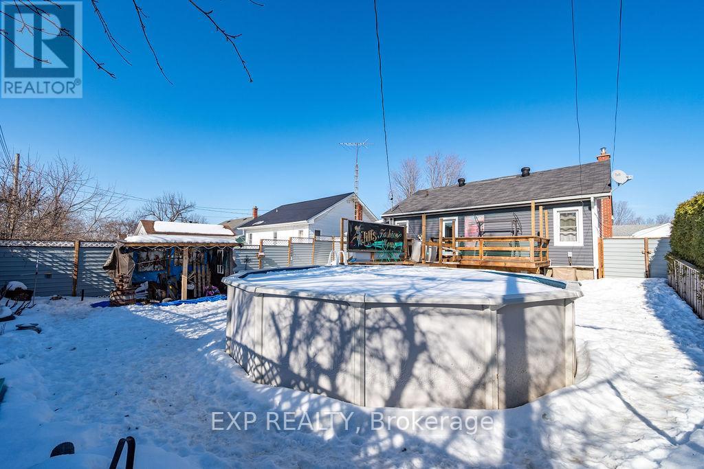 478 New Street, Renfrew, Ontario  K7V 1G8 - Photo 8 - X12853514