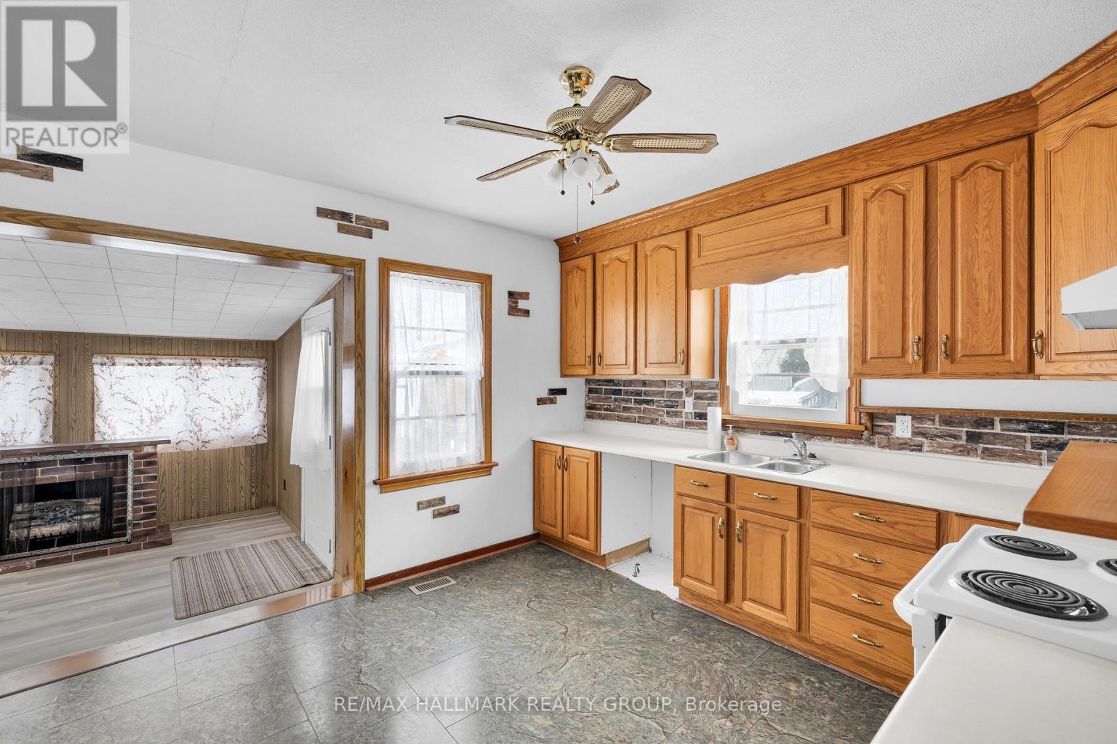 955 Stewart Boulevard, Elizabethtown-Kitley, Ontario  K6V 5T4 - Photo 14 - X12853308