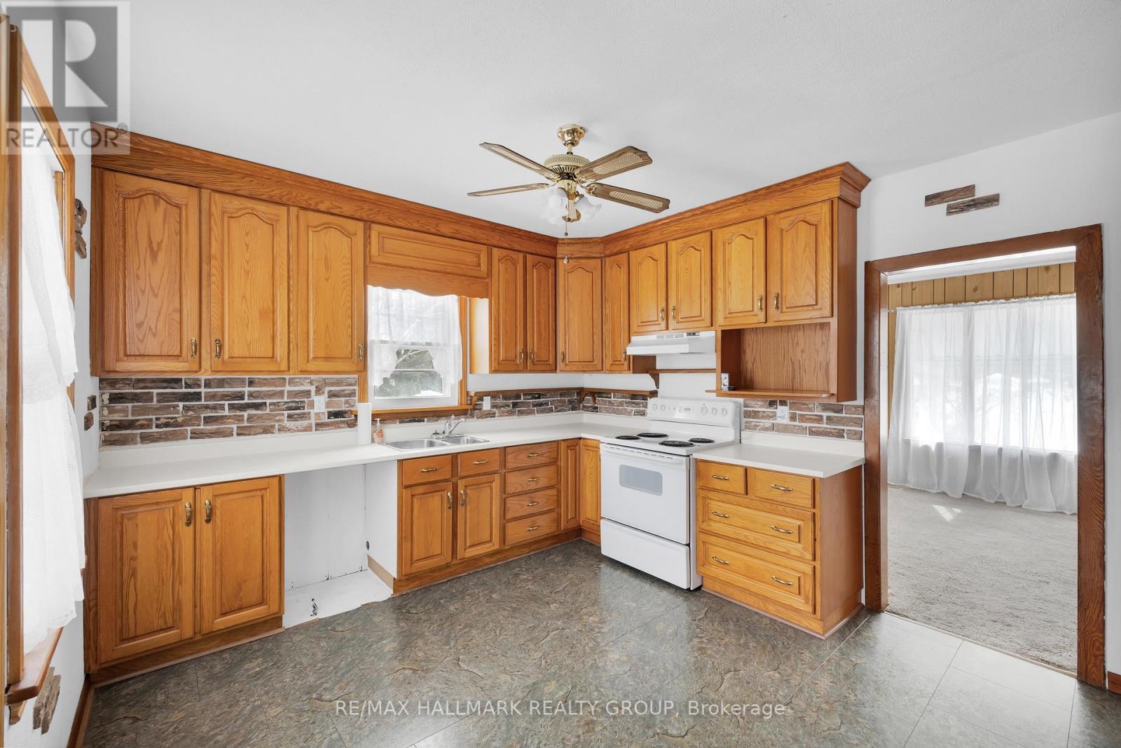 955 Stewart Boulevard, Elizabethtown-Kitley, Ontario  K6V 5T4 - Photo 15 - X12853308