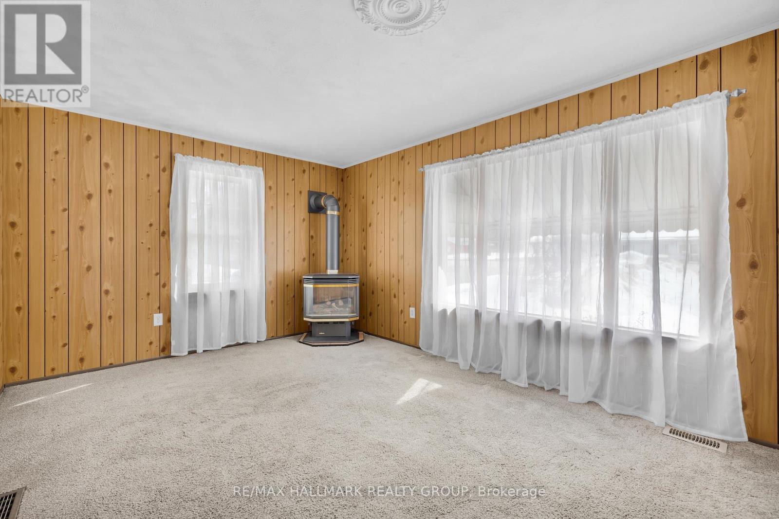 955 Stewart Boulevard, Elizabethtown-Kitley, Ontario  K6V 5T4 - Photo 8 - X12853308