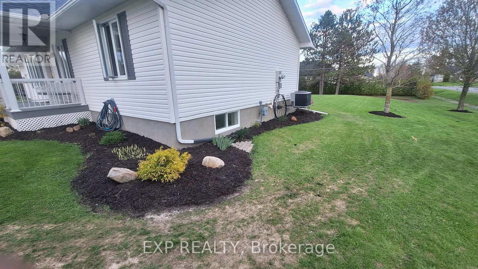 2174 Lemery Street, Clarence-Rockland, Ontario  K0A 1E0 - Photo 5 - X12853532