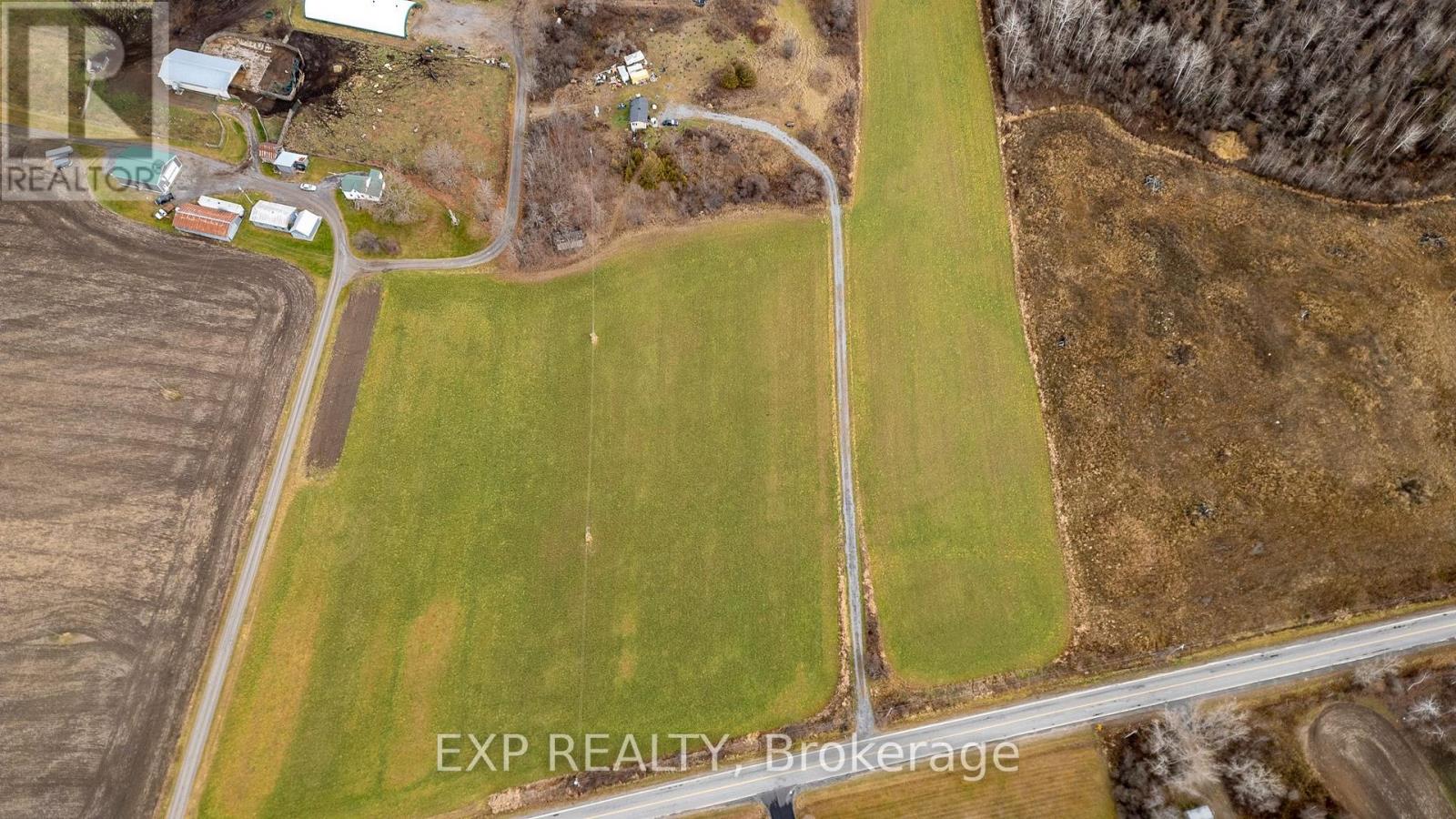 7615 Mccordick Road, Ottawa, Ontario  K0A 2T0 - Photo 3 - X12853612