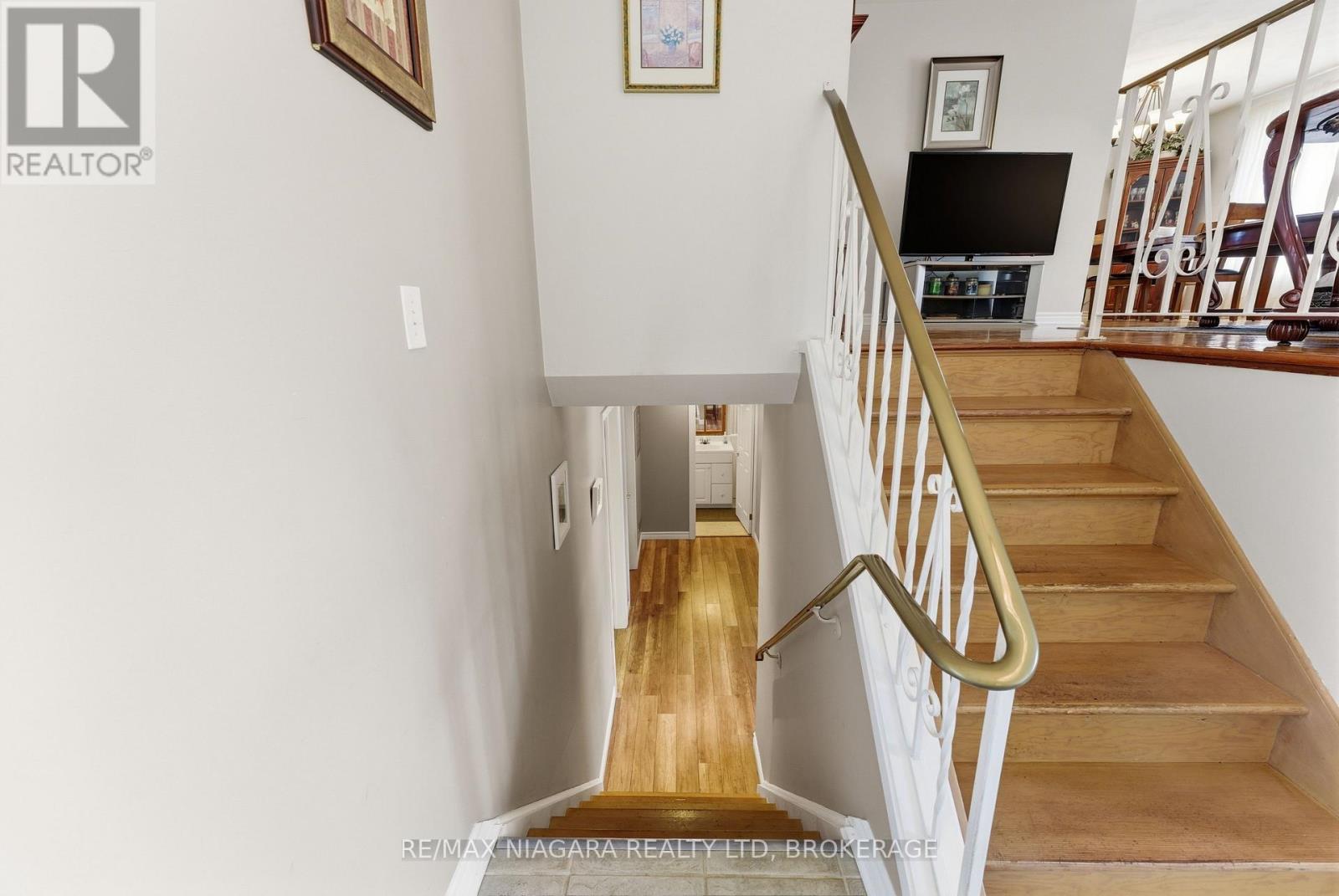 293 Saint Andrews Drive, Hamilton, Ontario  L8K 5K2 - Photo 17 - X12853312