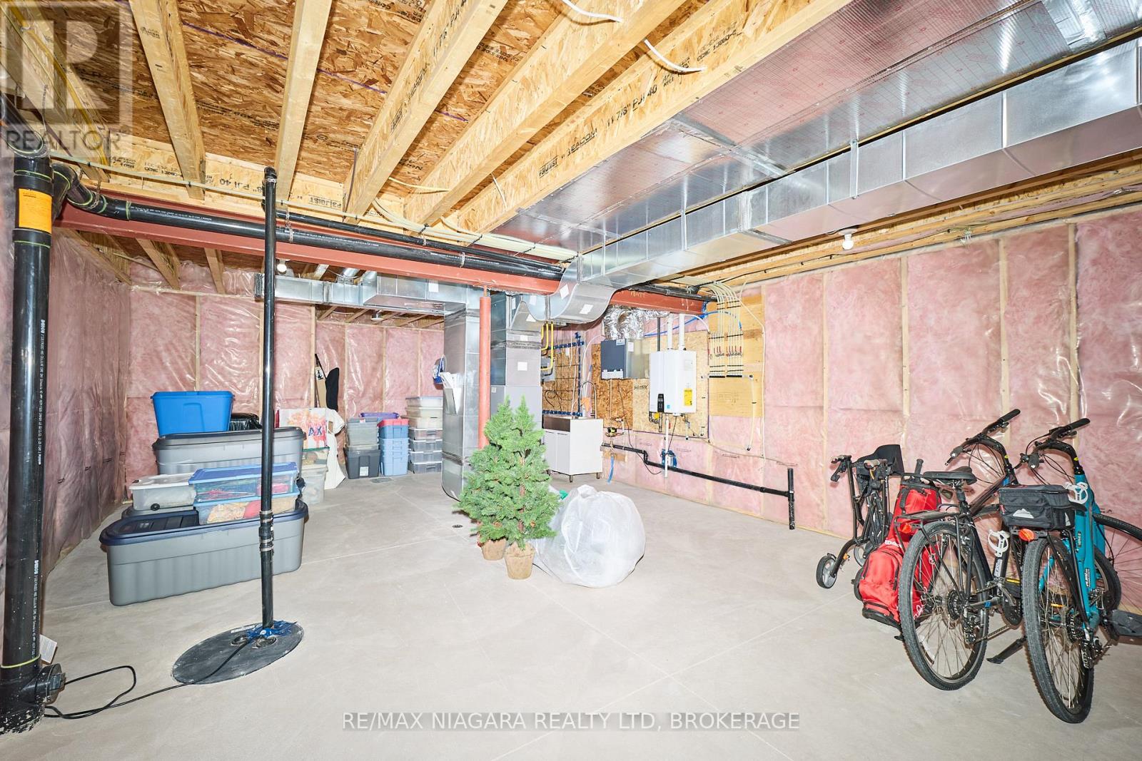 23 Sassafras Row, Fort Erie, Ontario  L0S 1N0 - Photo 29 - X12853412