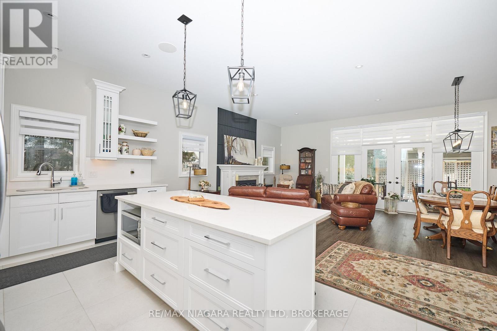 23 Sassafras Row, Fort Erie, Ontario  L0S 1N0 - Photo 7 - X12853412