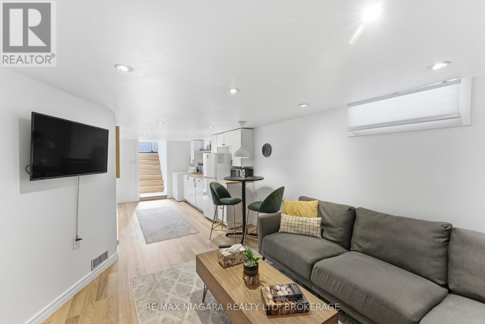 412 Welland Avenue, St. Catharines, Ontario  L2M 5T8 - Photo 22 - X12853602