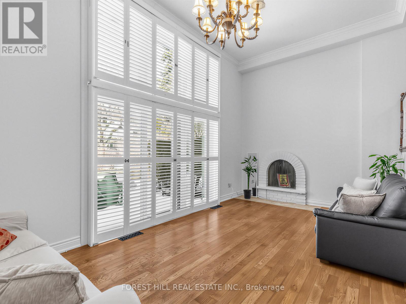 81 Scenic Mill Way, Toronto, Ontario  M2L 1S9 - Photo 4 - C12853598