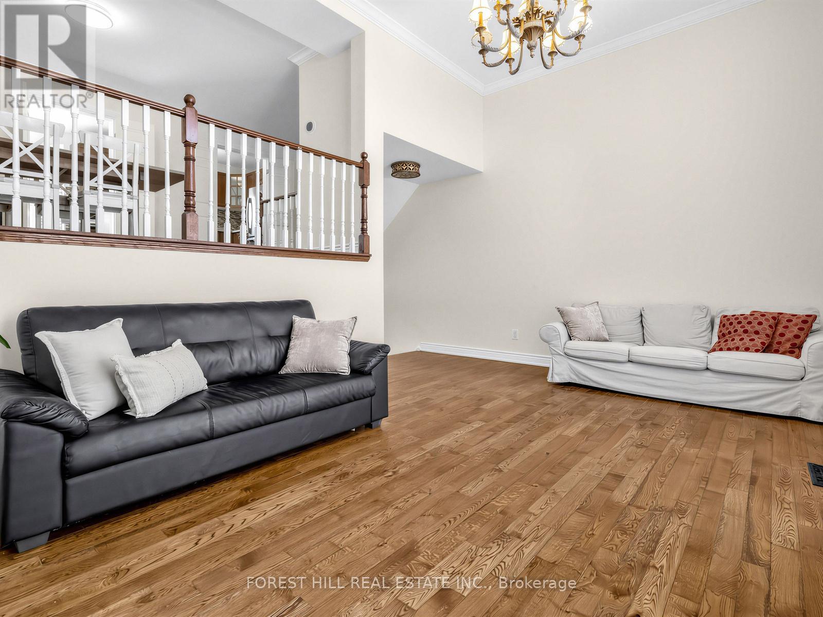 81 Scenic Mill Way, Toronto, Ontario  M2L 1S9 - Photo 7 - C12853598