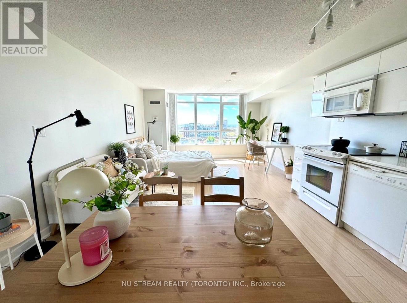 953 - 151 Dan Leckie Way, Toronto (Waterfront Communities), Ontario  M5V 4B2 - Photo 11 - C12853608