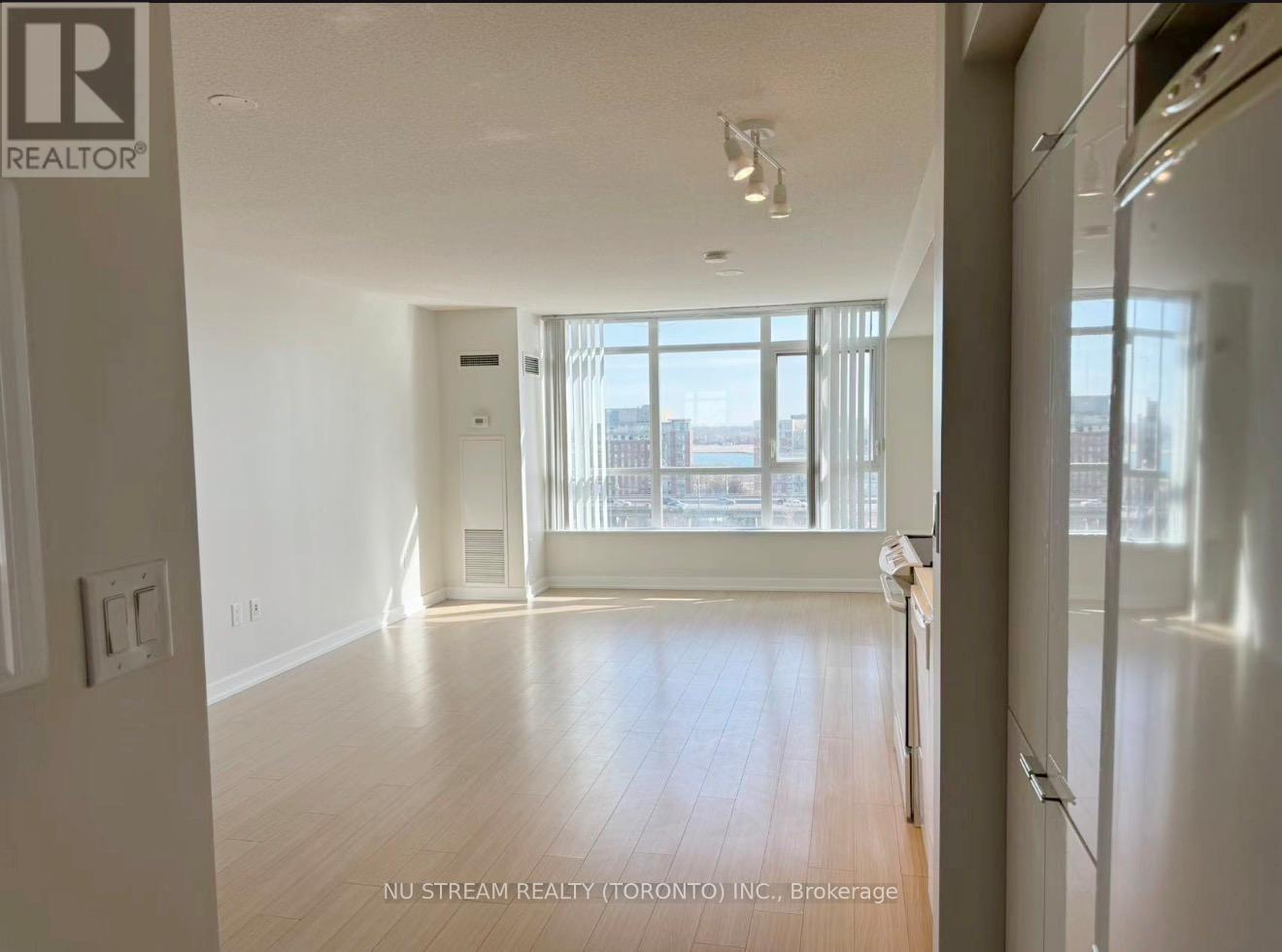 953 - 151 Dan Leckie Way, Toronto (Waterfront Communities), Ontario  M5V 4B2 - Photo 13 - C12853608