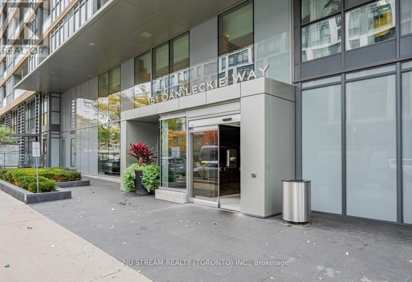 953 - 151 Dan Leckie Way, Toronto (Waterfront Communities), Ontario  M5V 4B2 - Photo 2 - C12853608