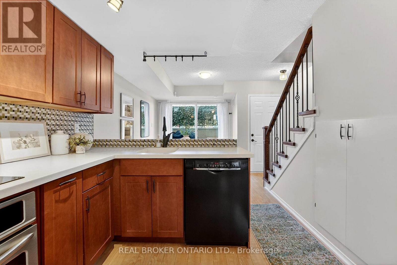 149 - 10 Merchant Lane, Toronto (Dufferin Grove), Ontario  M6P 4J6 - Photo 11 - C12853620