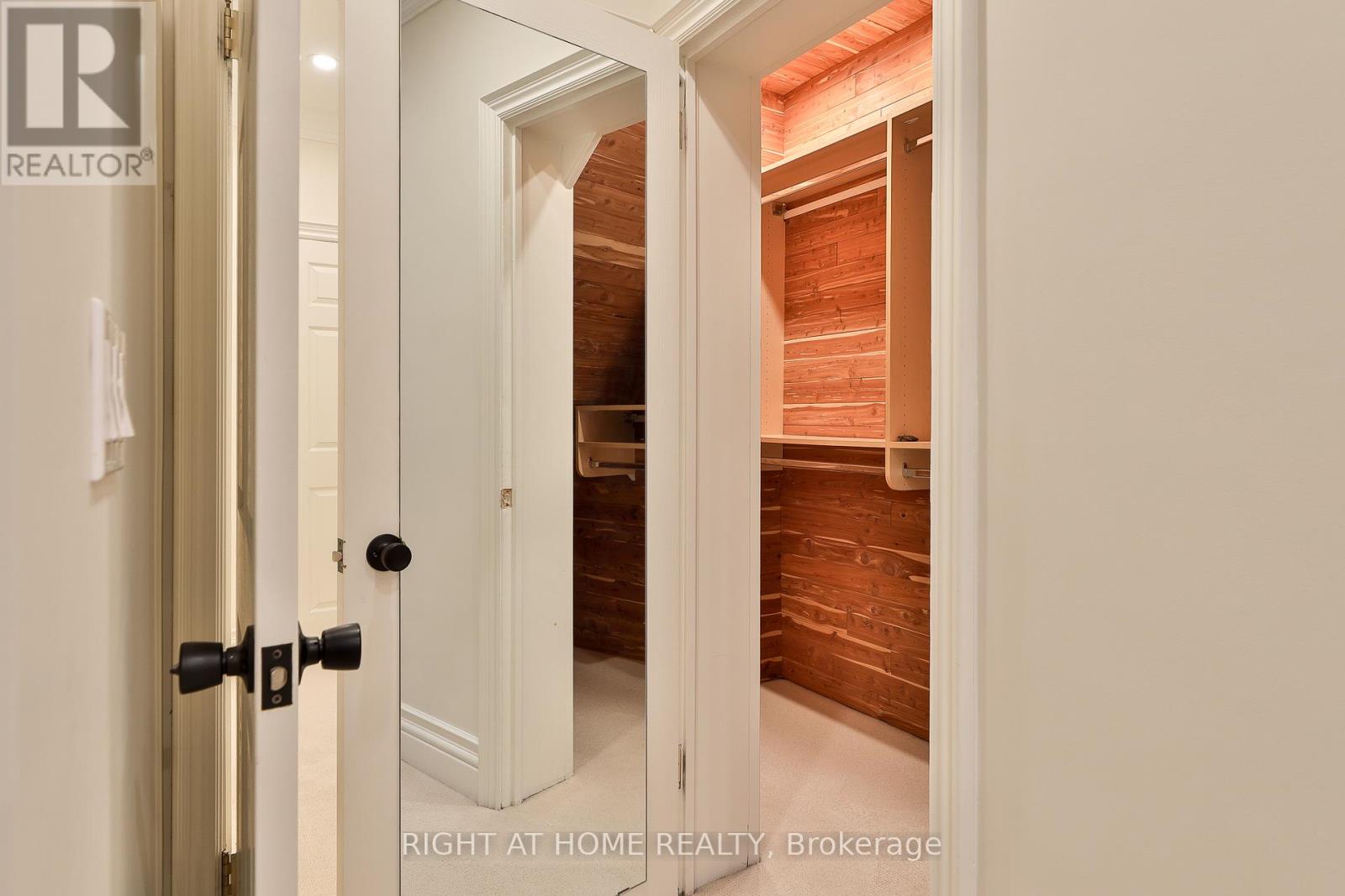 Main - 119 Chaplin Crescent, Toronto, Ontario  M5P 1A6 - Photo 12 - C12853662