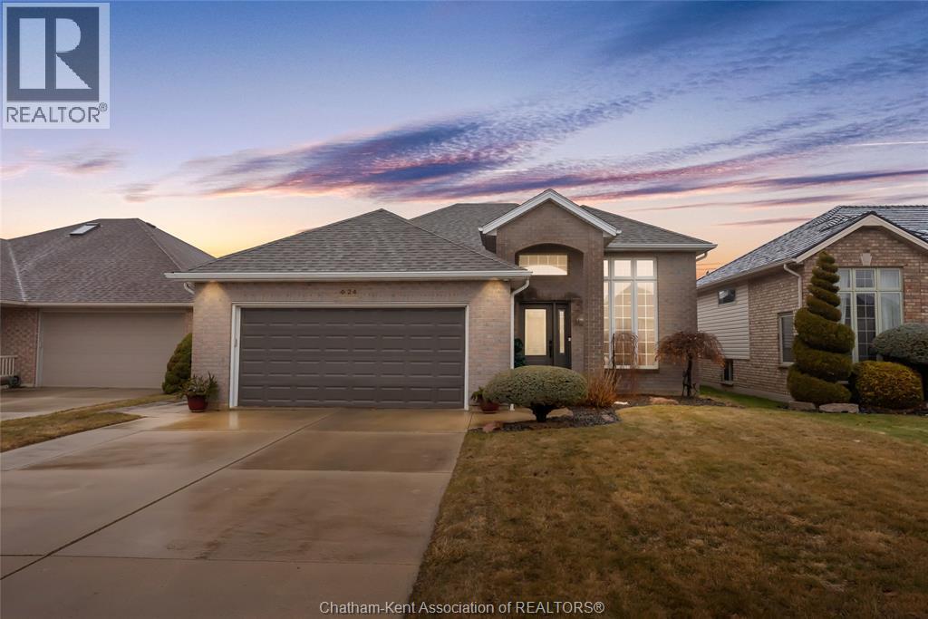 MLS# 26004408: 24 Morning Glory LANE, Chatham, Canada