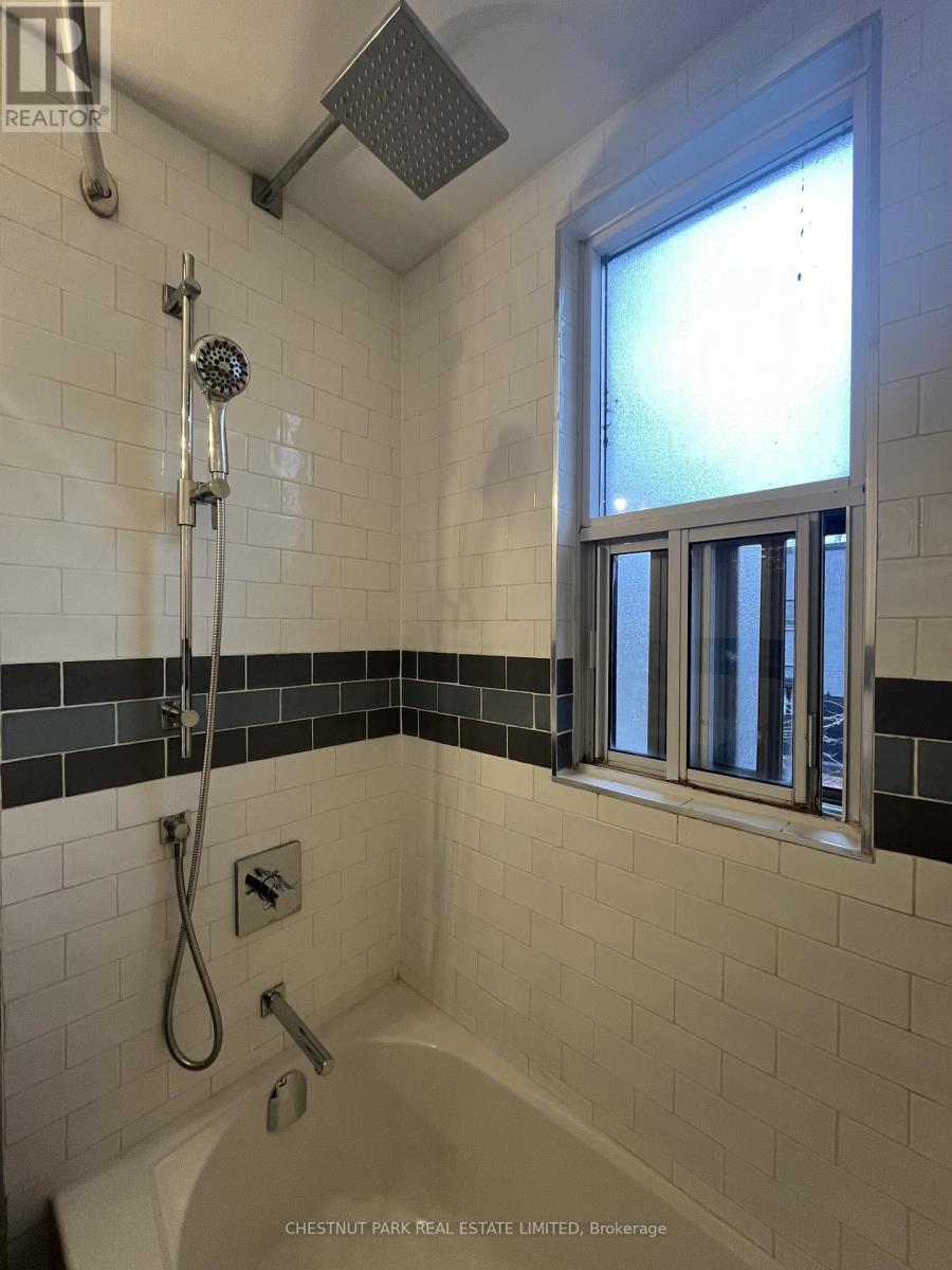 Upper - 3 Kingswood Road, Toronto, Ontario  M4E 3N4 - Photo 11 - E12853386