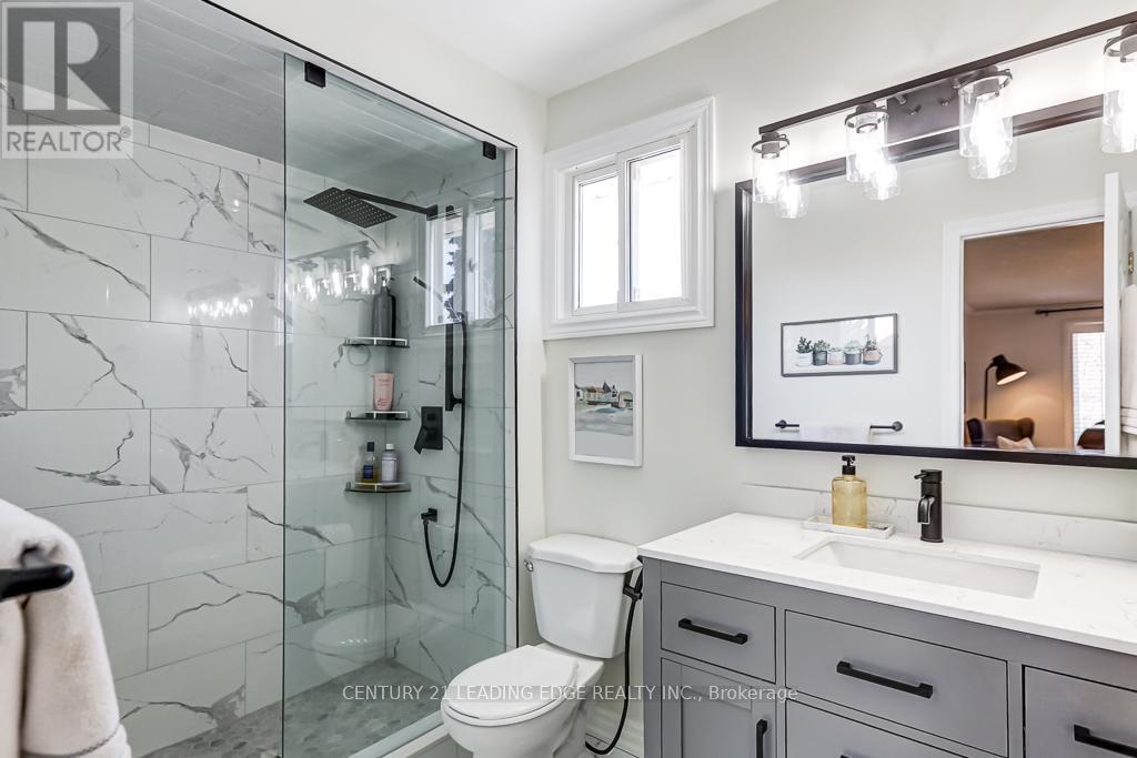 10 Empson Court, Ajax (South West), Ontario  L1S 3Y3 - Photo 24 - E12853604