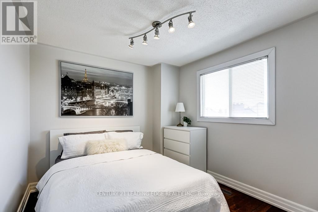 10 Empson Court, Ajax (South West), Ontario  L1S 3Y3 - Photo 27 - E12853604