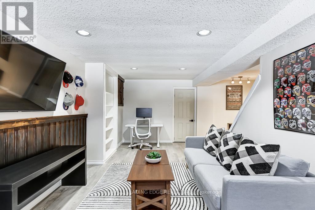 10 Empson Court, Ajax (South West), Ontario  L1S 3Y3 - Photo 32 - E12853604