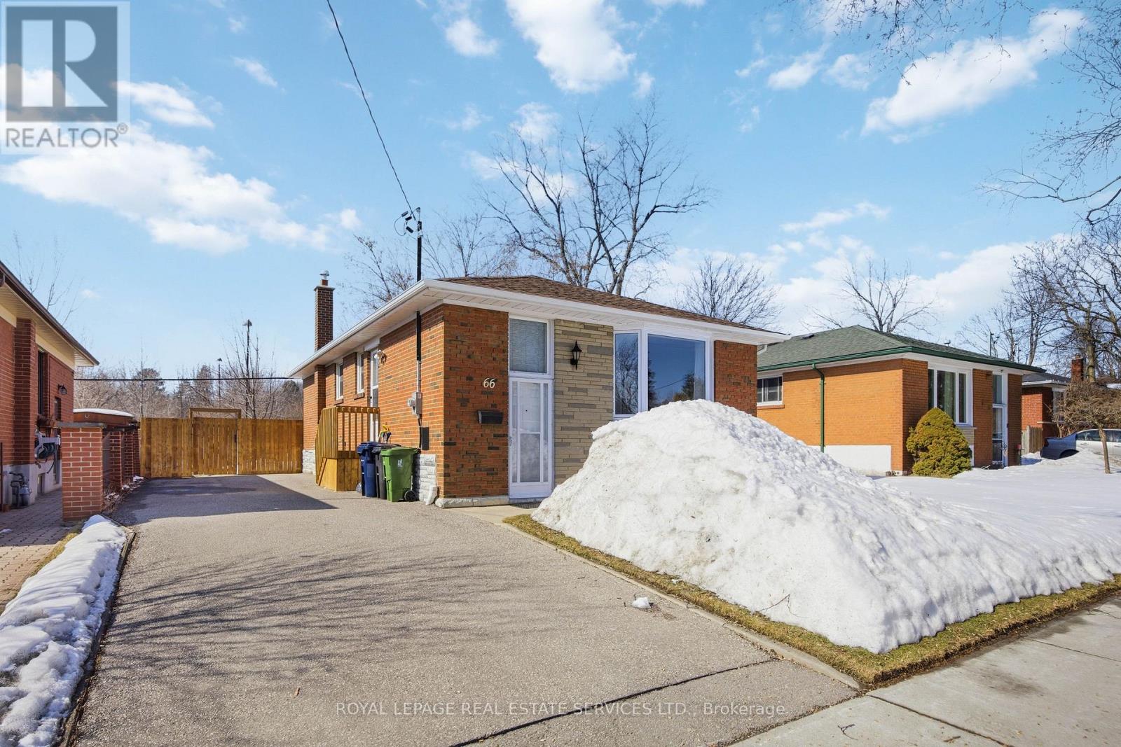 66 MELCHIOR DRIVE, Toronto, Ontario