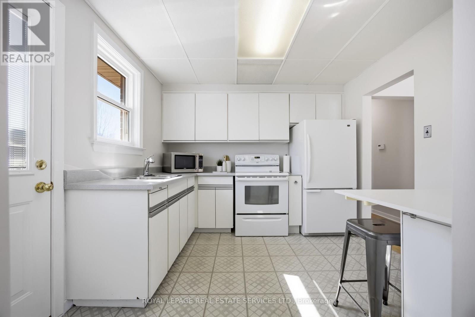 66 Melchior Drive, Toronto, Ontario  M1E 3W5 - Photo 12 - E12853686