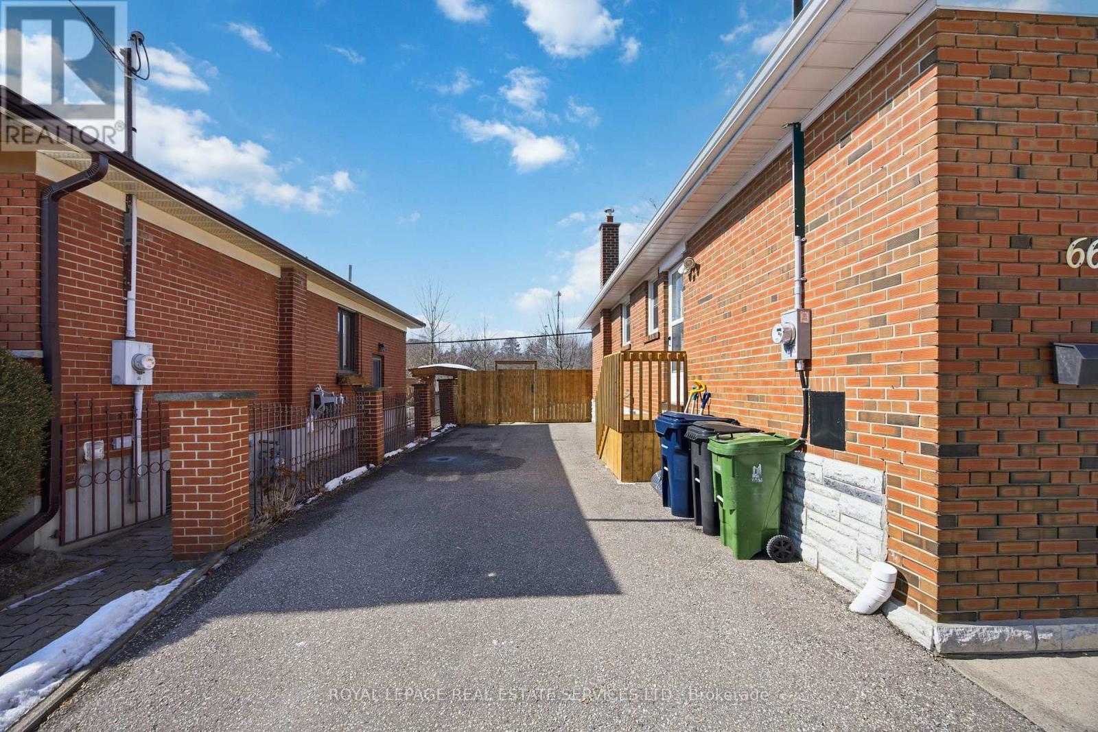 66 Melchior Drive, Toronto, Ontario  M1E 3W5 - Photo 32 - E12853686