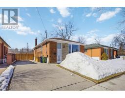 66 MELCHIOR DRIVE, Toronto, Ontario