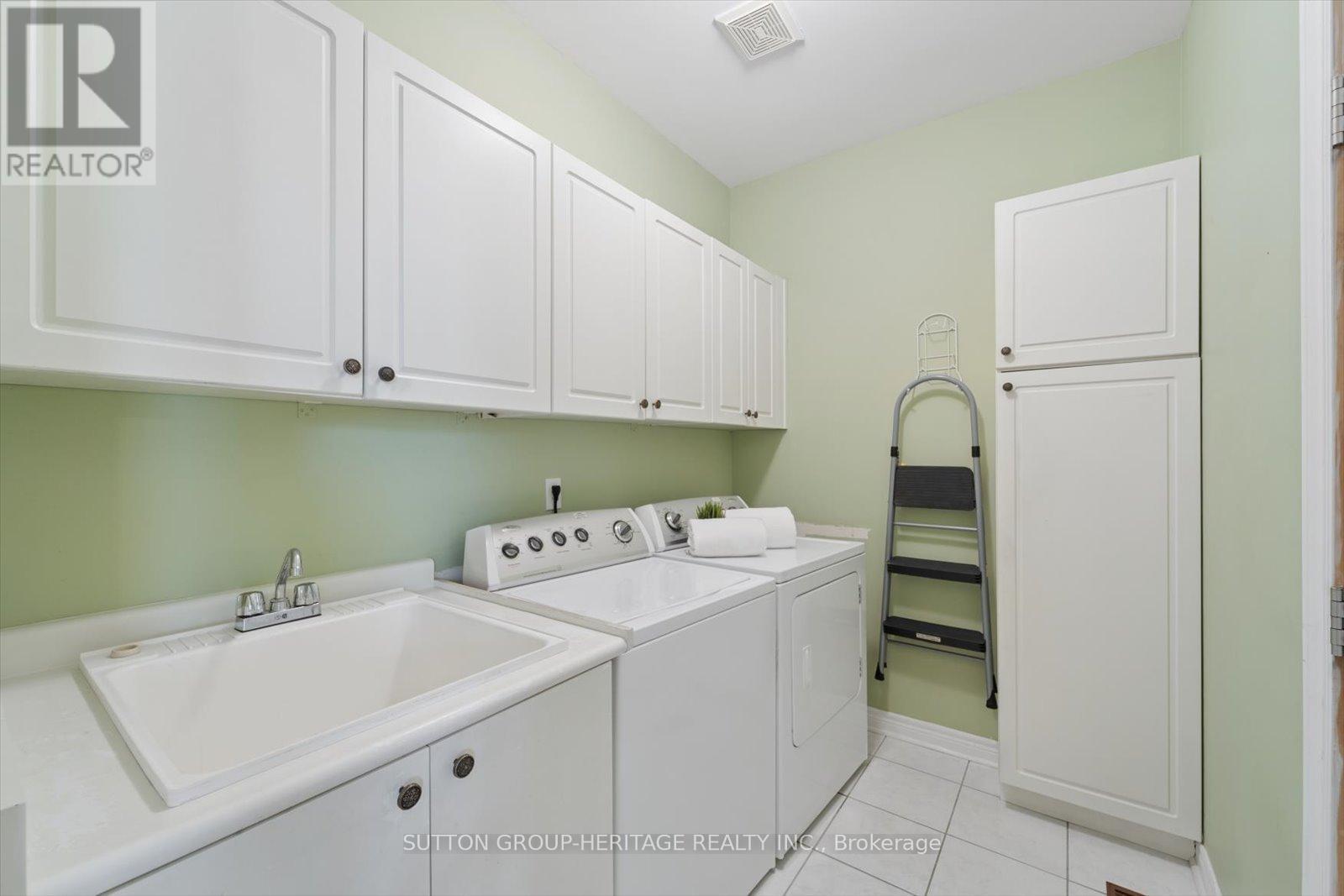 1886 Pine Grove Avenue, Pickering, Ontario  L1V 7C6 - Photo 18 - E12853702