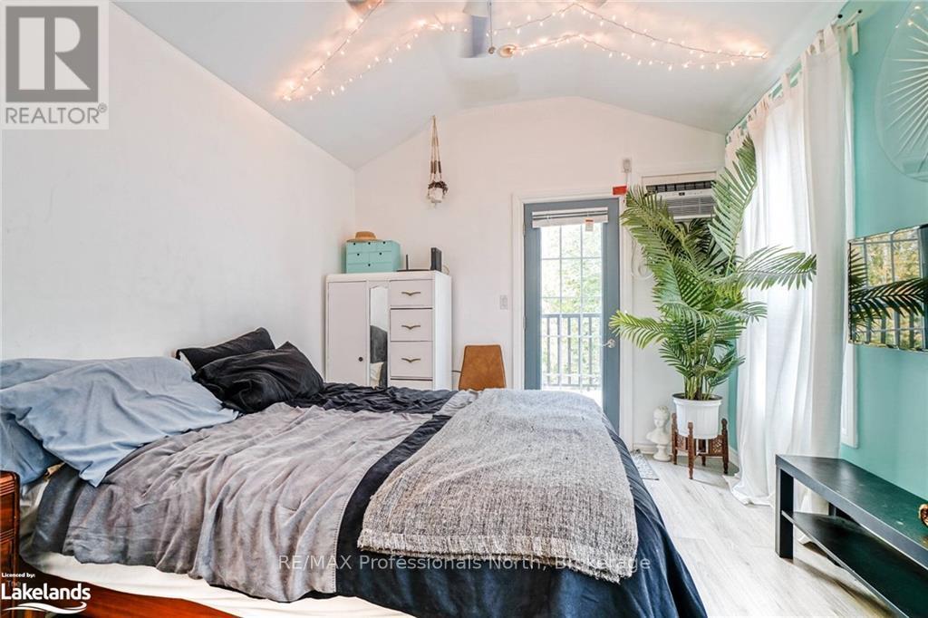 214 Gerrard Street E, Toronto, Ontario  M5A 2E6 - Photo 29 - C12853706