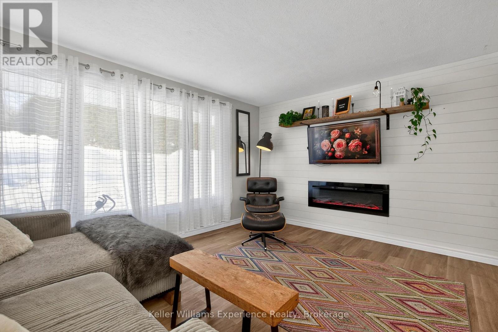 229 Mountain Avenue, Tay, Ontario  L0K 2C0 - Photo 19 - S12853654