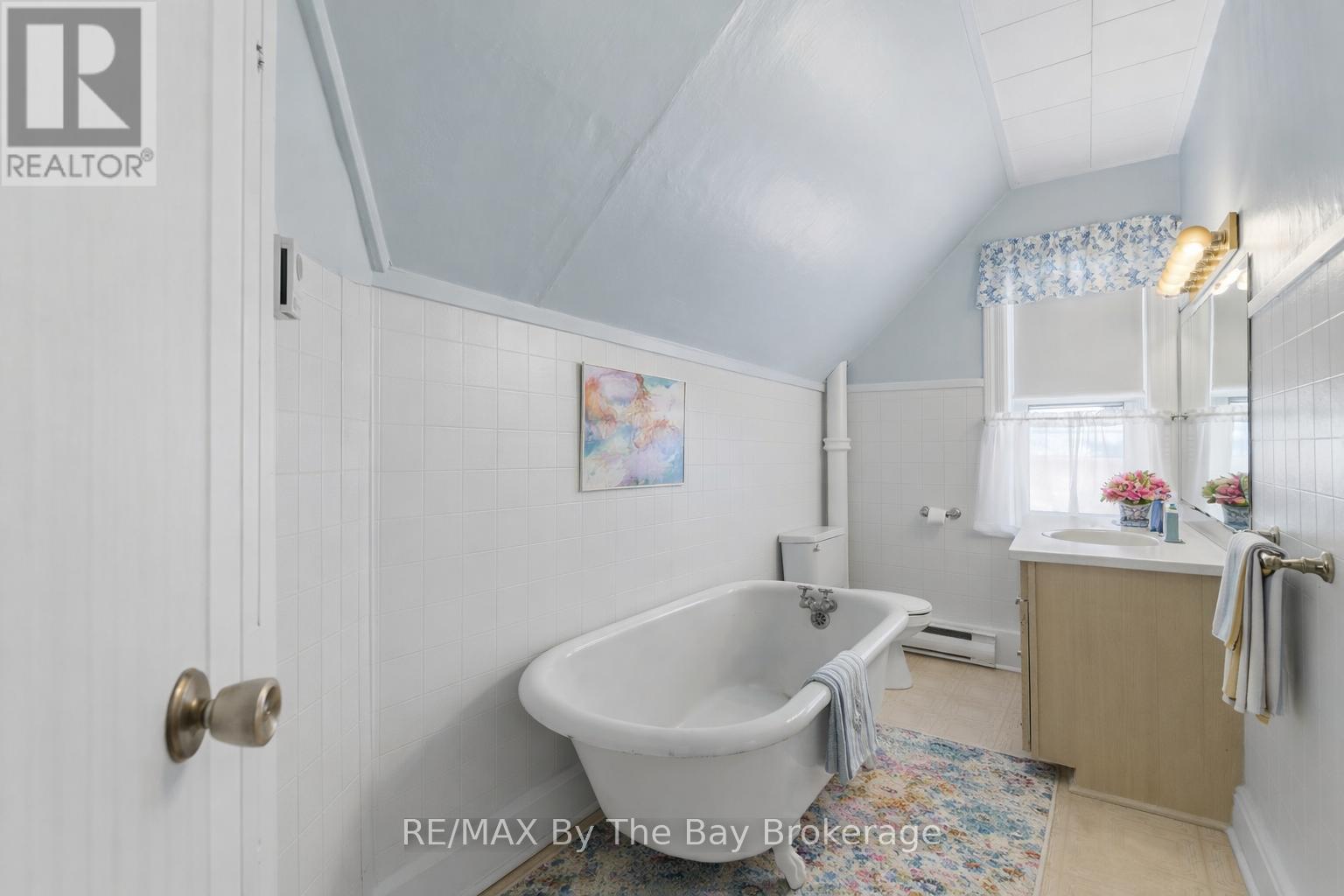 10 Wellington Street N, Clearview, Ontario  L0M 1G0 - Photo 29 - S12853678