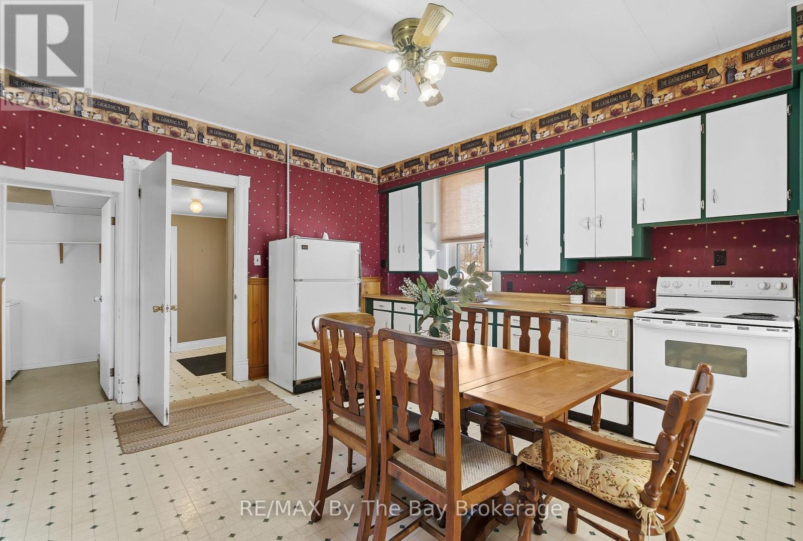 10 Wellington Street N, Clearview, Ontario  L0M 1G0 - Photo 7 - S12853678