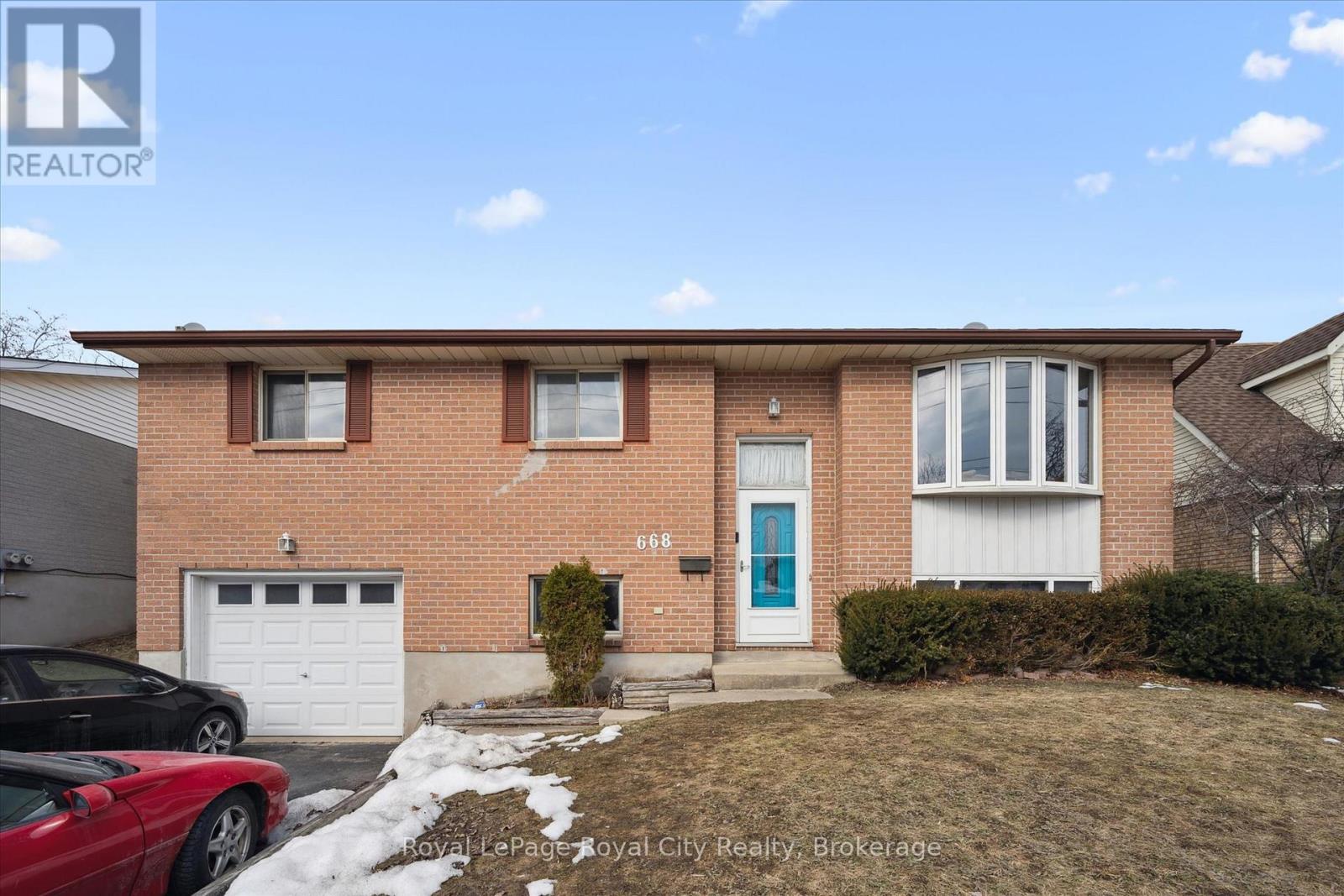 668 EDINBURGH ROAD S, Guelph, Ontario