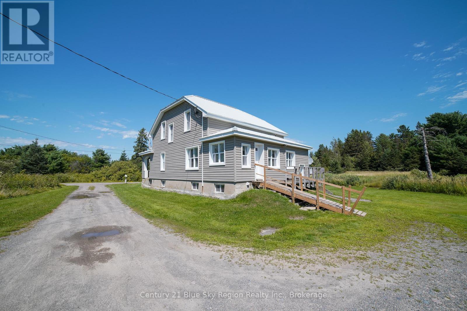 802 Piquette Road, West Nipissing, Ontario  P0H 2M0 - Photo 1 - X12853536