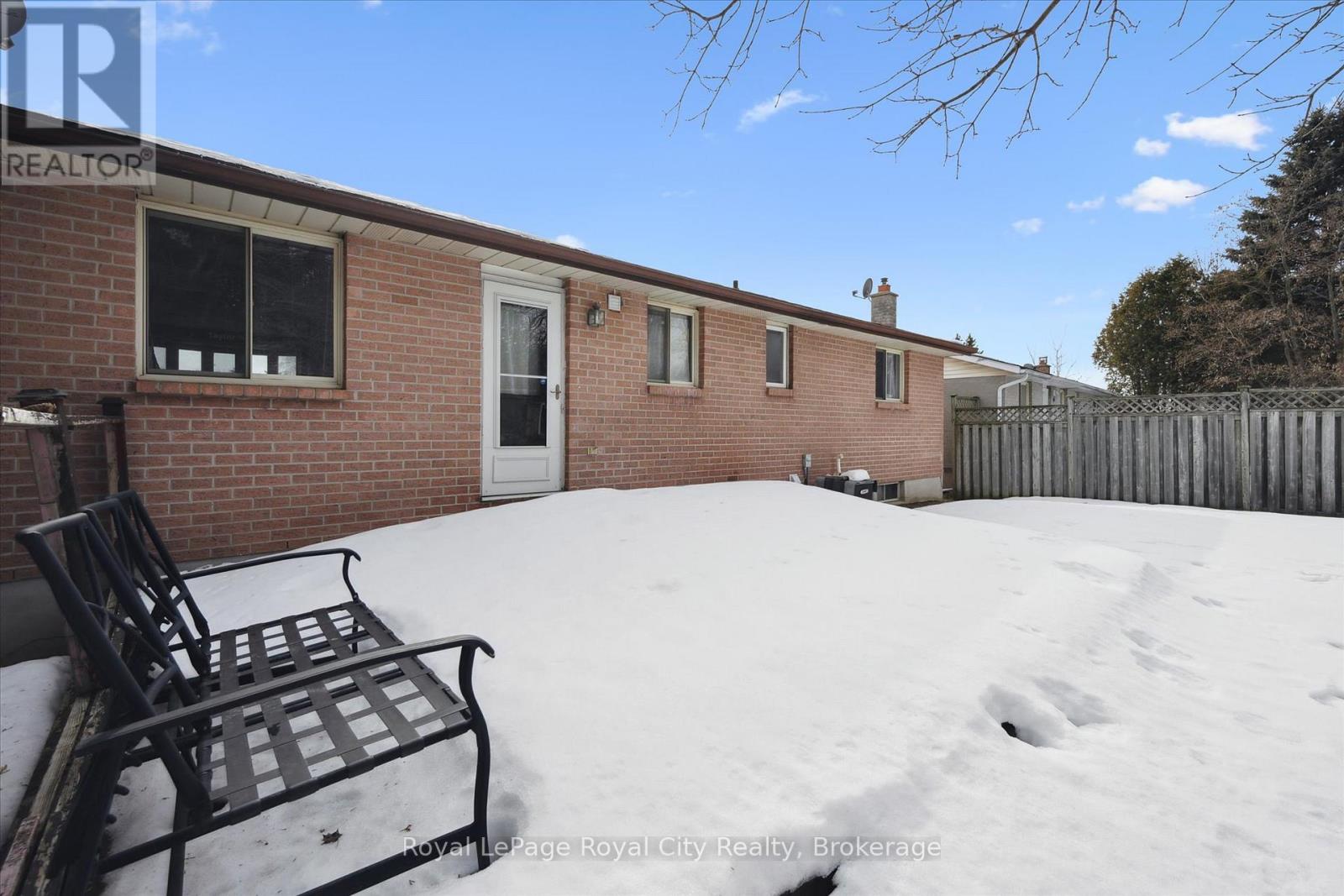 668 Edinburgh Road S, Guelph, Ontario  N1G 4H8 - Photo 22 - X12853642