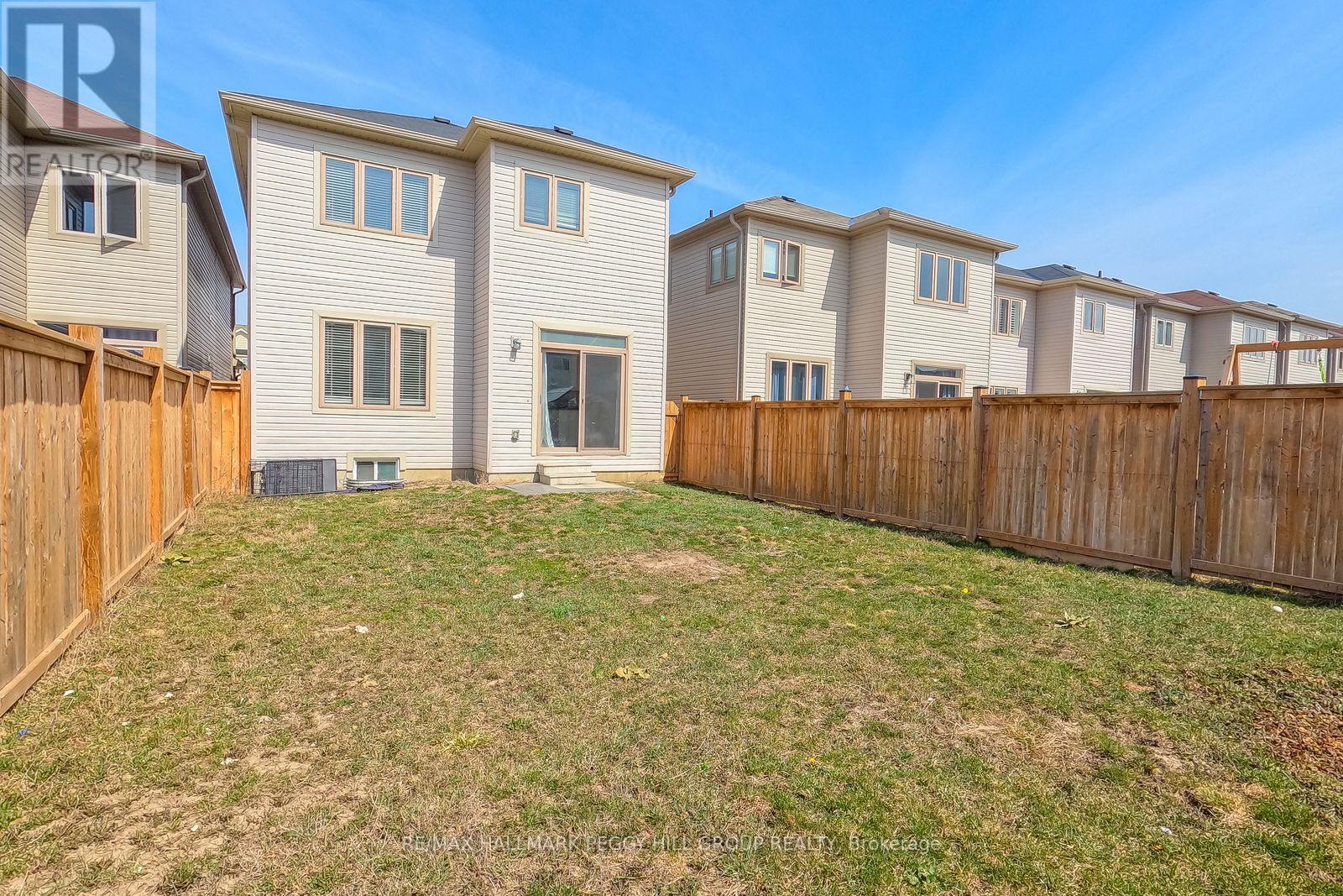 50 Sasco Way, Essa (Angus), Ontario  L0M 1B4 - Photo 10 - N12853404