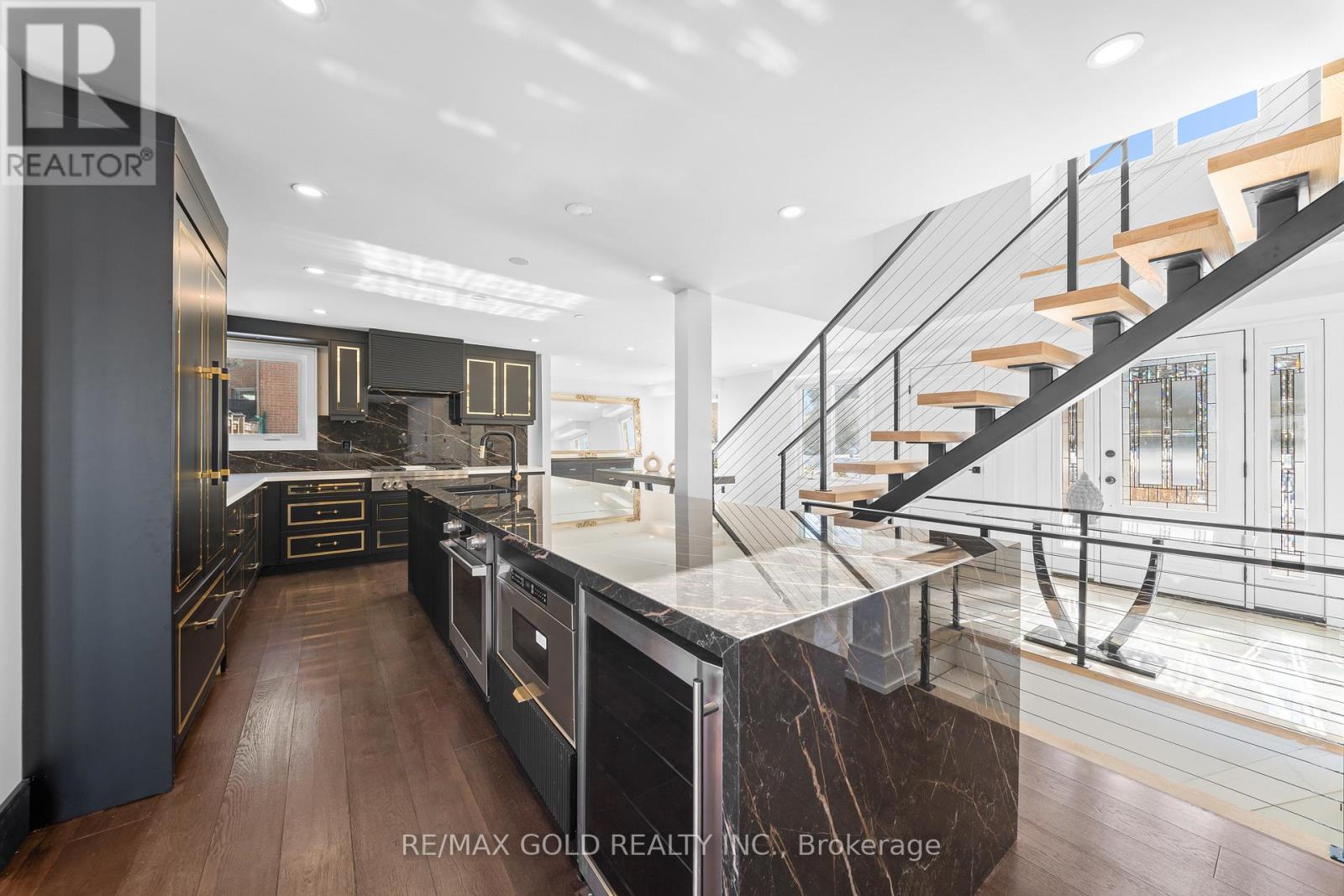 72 Goodfellow Crescent, King (Nobleton), Ontario  L0G 1N0 - Photo 19 - N12853440